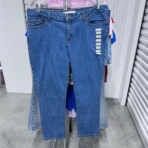 Kenneth Cole | Jeans 30” Short Straight Leg | size 16